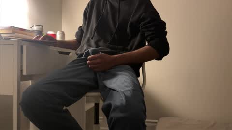 Snapshot of ahmedkhan632131 chatting on March 8, 2026, 5:55 am Dylan online show from March 8, 2026, 5:55 am