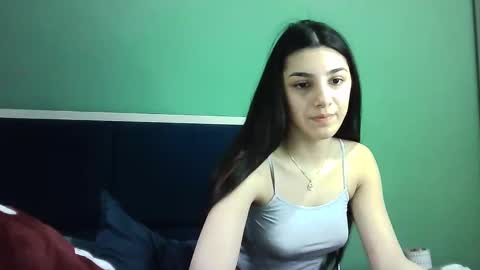 Snapshot of ahotkitty18 chatting on January 15, 2025, 11:00 am Selena online show from January 15, 2025, 11:00 am