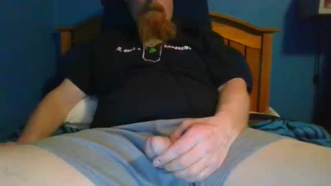 Snapshot of ahrnycumtoy chatting on March 1, 2026, 6:37 am hrnycummer online show from March 1, 2026, 6:37 am