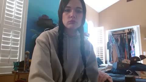 Kat online show from March 2, 2026, 8:59 pm