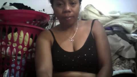 Aicha boobs online show from May 18, 2026, 12:51 am