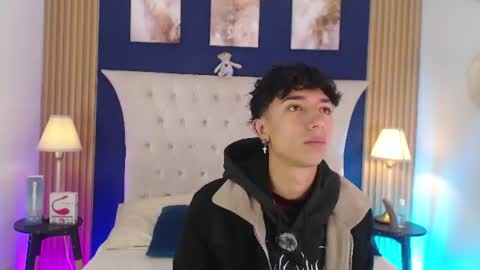 Snapshot of aiden_rivers_ chatting on July 18, 2026, 1:04 pm Aiden online show from July 18, 2026, 1:04 pm