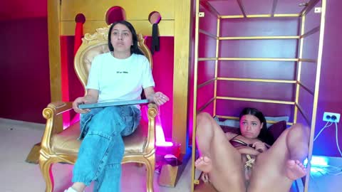  Aiko   Samantha  online show from February 4, 2025, 6:06 pm