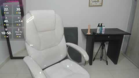 Ailyn online show from October 4, 2025, 9:40 am