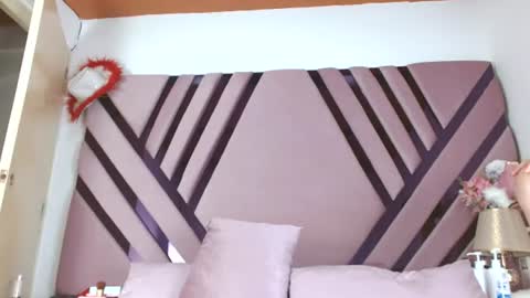 aiilynsmiith online show from July 11, 2026, 6:16 am