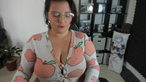 Snapshot of aikadreams chatting on January 2, 2025, 12:24 pm Catalina online show from January 2, 2025, 12:24 pm
