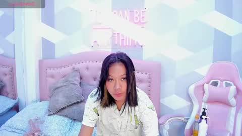 AikoLee online show from February 12, 2025, 2:14 am