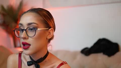  Aileen  online show from November 27, 2025, 8:55 pm