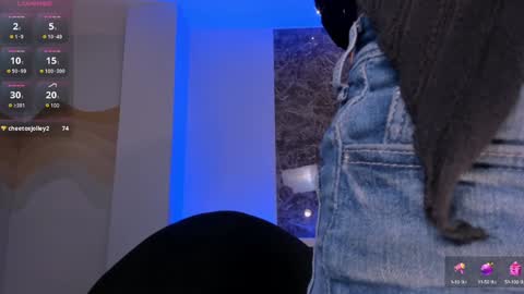  AILEEN VEGA  online show from December 6, 2024, 7:23 pm