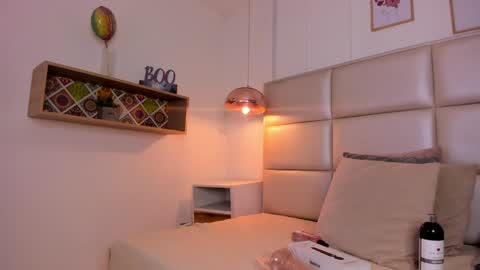 Aily Yozuko online show from February 5, 2025, 10:19 am