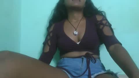 aimeamour online show from January 29, 2025, 3:04 pm