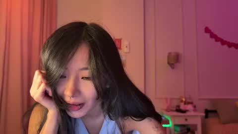 Snapshot of aimeclarks chatting on February 19, 2026, 6:42 am Aime online show from February 19, 2026, 6:42 am