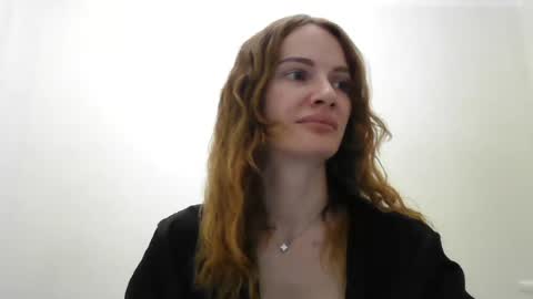 Snapshot of ainyrvixxen chatting on June 28, 2026, 8:37 pm AinyrVixxen online show from June 28, 2026, 8:37 pm