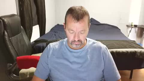 Daddy online show from April 17, 2026, 10:46 pm