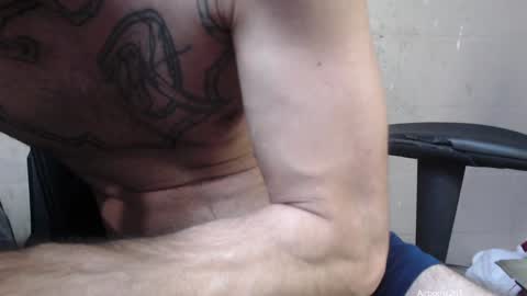 Snapshot of airbornx2n1 chatting on February 2, 2025, 1:30 pm Leo Airborn Sir Daddy online show from February 2, 2025, 1:30 pm
