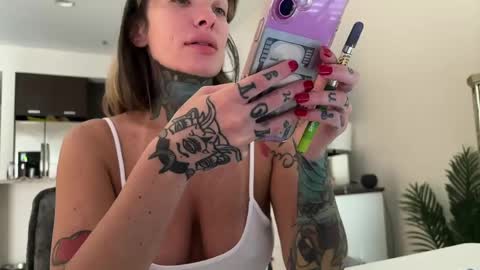 Snapshot of airgeadx chatting on September 20, 2025, 6:53 pm Airgead online show from September 20, 2025, 6:53 pm