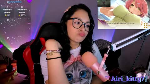 airi_kitty online show from April 3, 2026, 8:07 pm