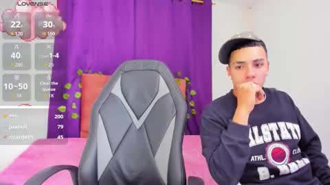 Snapshot of aisha_berry chatting on October 6, 2025, 2:53 am aisha_berry online show from October 6, 2025, 2:53 am