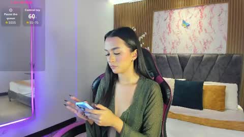 Aisha  online show from July 19, 2026, 2:32 pm