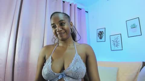 Aisha online show from October 7, 2025, 12:46 pm