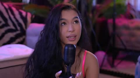 Snapshot of aishaadevoe chatting on May 7, 2026, 8:31 am Maddy online show from May 7, 2026, 8:31 am
