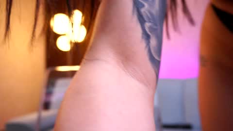 Snapshot of aishaaya chatting on December 22, 2024, 9:11 am Lora online show from December 22, 2024, 9:11 am