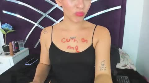 aishaxht online show from February 3, 2026, 2:53 am