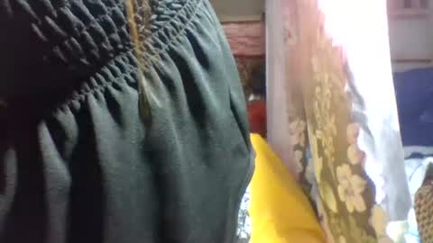 Snapshot of aislahrose chatting on February 23, 2025, 3:08 pm rosie online show from February 23, 2025, 3:08 pm