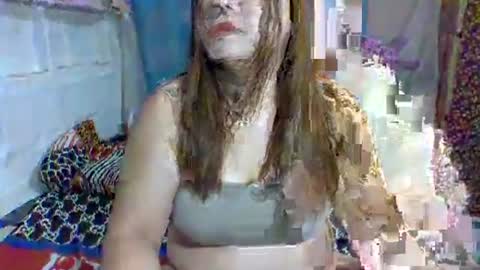 Snapshot of aislahrose chatting on September 11, 2025, 1:17 am rosie online show from September 11, 2025, 1:17 am