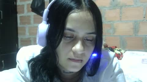 Snapshot of aitana23_ chatting on September 19, 2025, 12:45 am aiti online show from September 19, 2025, 12:45 am