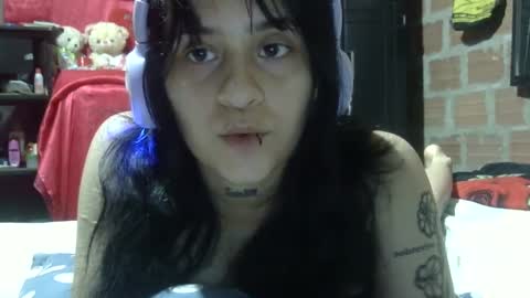 Snapshot of aitana23_ chatting on September 27, 2025, 12:48 am aiti online show from September 27, 2025, 12:48 am