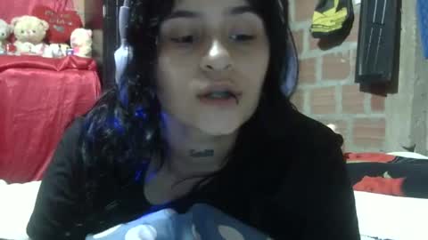 Snapshot of aitana23_ chatting on September 28, 2025, 12:49 am aiti online show from September 28, 2025, 12:49 am