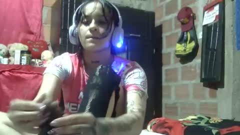 Snapshot of aitana23_ chatting on October 26, 2025, 1:22 am aiti online show from October 26, 2025, 1:22 am