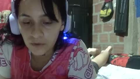 Snapshot of aitana23_ chatting on November 9, 2025, 12:42 am aiti online show from November 9, 2025, 12:42 am