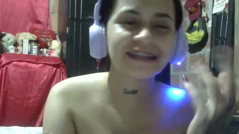 Snapshot of aitana23_ chatting on November 19, 2025, 1:27 am aiti online show from November 19, 2025, 1:27 am