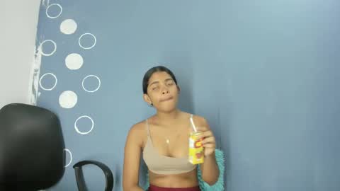 Snapshot of aitanacortes chatting on January 5, 2025, 1:15 pm aitana online show from January 5, 2025, 1:15 pm