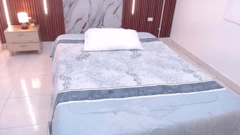 Snapshot of aixa_shaw chatting on September 26, 2025, 12:31 pm AIXA online show from September 26, 2025, 12:31 pm