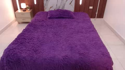 Snapshot of aixa_shaw chatting on October 1, 2025, 12:22 pm AIXA online show from October 1, 2025, 12:22 pm