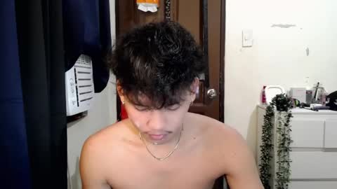aj_daksxx online show from July 16, 2026, 3:34 am