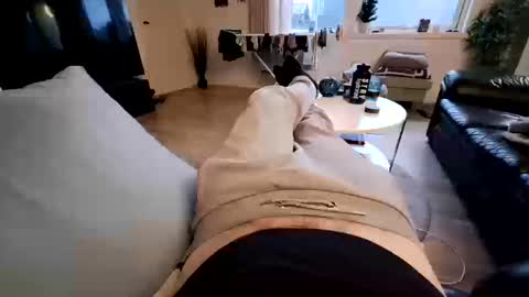 ak_2 online show from March 11, 2026, 7:03 am