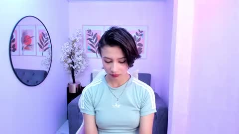 Snapshot of akaza_hakuji_ chatting on January 24, 2025, 12:31 pm Azaka online show from January 24, 2025, 12:31 pm