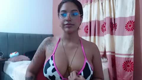 Snapshot of akemi_san_ chatting on June 15, 2026, 10:01 pm Akemi 3 online show from June 15, 2026, 10:01 pm
