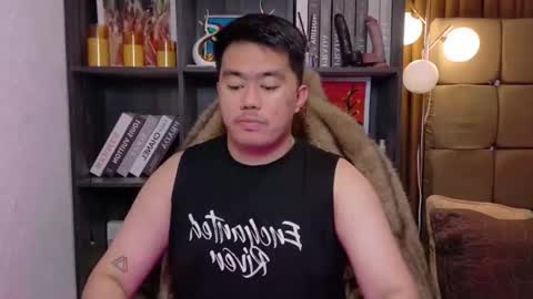 Snapshot of akihiro_morningstar chatting on December 15, 2025, 4:11 pm Dave online show from December 15, 2025, 4:11 pm