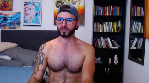 Snapshot of akiles_r chatting on December 10, 2024, 11:51 pm akiles online show from December 10, 2024, 11:51 pm