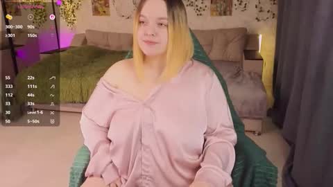 Snapshot of akinohana chatting on November 1, 2025, 11:34 am Aki online show from November 1, 2025, 11:34 am