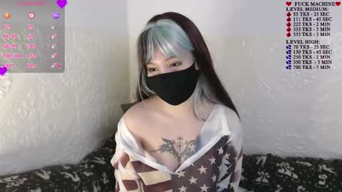 Snapshot of akira_amy chatting on September 19, 2025, 11:55 am Amilia online show from September 19, 2025, 11:55 am