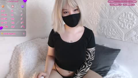 Snapshot of akira_amy chatting on October 4, 2025, 6:33 am Amilia online show from October 4, 2025, 6:33 am