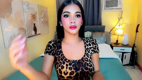 Snapshot of akira_heleana_nastyxx chatting on October 19, 2025, 10:10 pm AYESHA CUTE NOT INTO CHEAP online show from October 19, 2025, 10:10 pm
