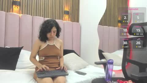 Snapshot of akirahayami chatting on June 3, 2026, 8:03 pm AkiraHayami online show from June 3, 2026, 8:03 pm