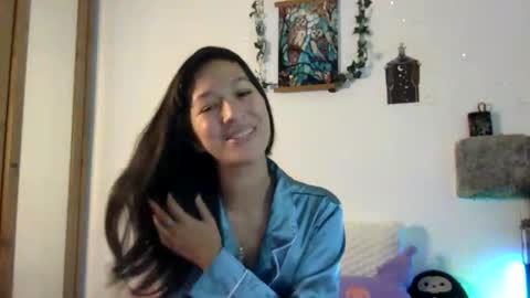 Snapshot of akiraskye chatting on September 26, 2025, 11:14 am Akira Skye online show from September 26, 2025, 11:14 am